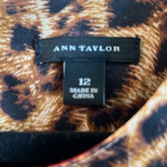 Ann Taylor Sleeveless Summer Dress! - Picture 3 of 12